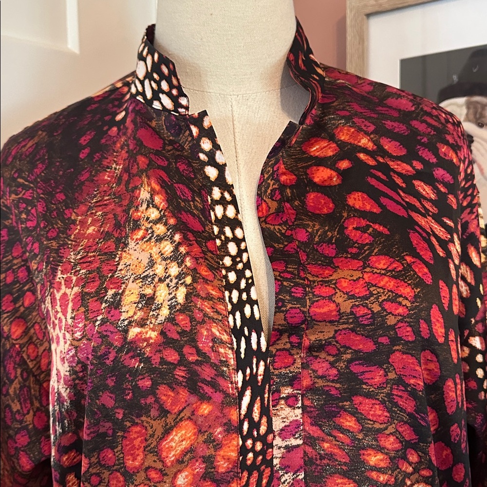 Natori Autumnal Multicolor Animal Print Med mandarin collar knee length caftan - Picture 3 of 12